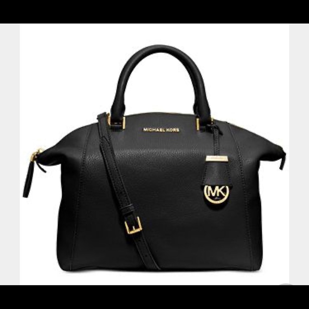 Black leather Michael Kors crossbody bag